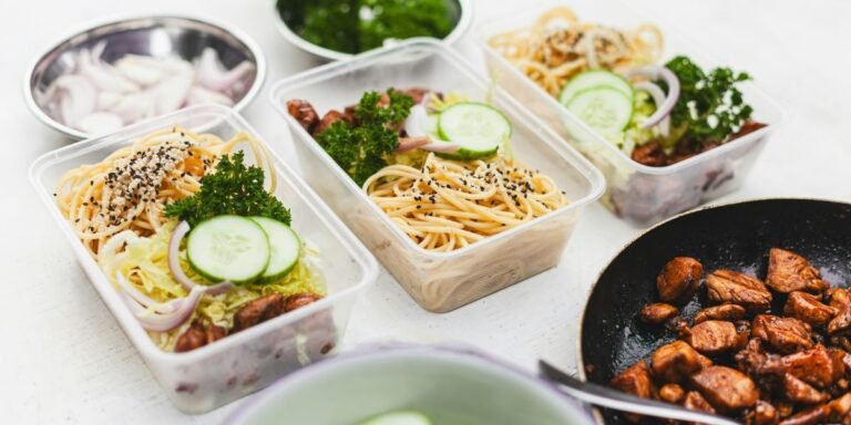 How to Meal Prep with Minimal Kitchen Equipment