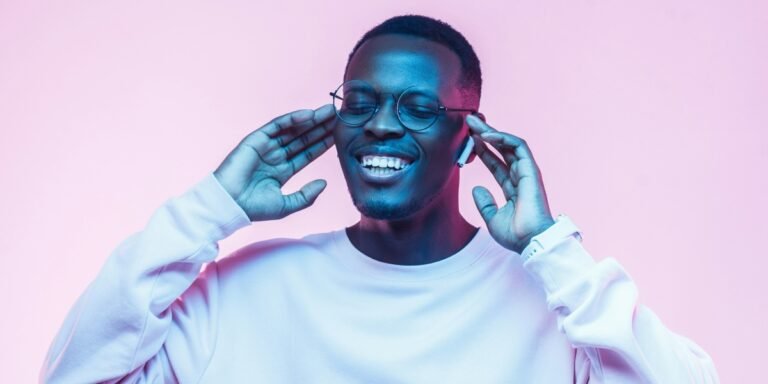 How Streaming Algorithms and Digital Culture Are Rewriting the Rules of Global Music Discovery