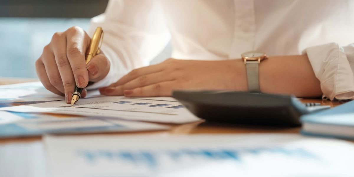 AE Tax Advisors on When to Consider S-Corporation Status