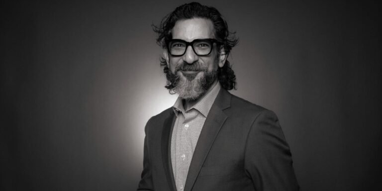 How Enrique Velázquez Is Bringing a More Human-Centered Approach to Organizational Leadership