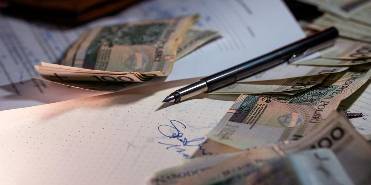 What a Mortgage Reinstatement Quote Is and Who Is Allowed to Pay It