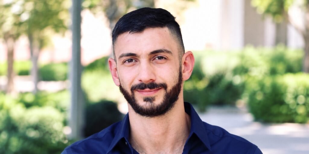 Search Habits Are Reshaping How People Choose Local Businesses, Says Marketing Strategist Edmond Abramyan